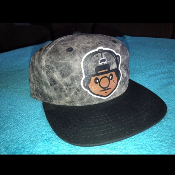 Hat - Picture 1 of 1